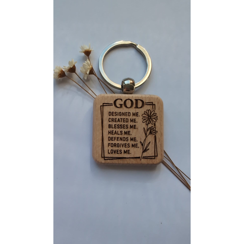 God loves me |  christelijke houten sleutelhanger